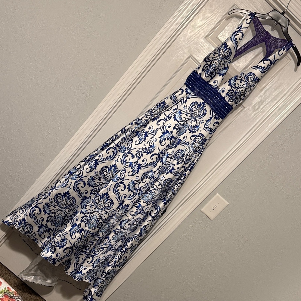 Prom Dress Blue and White Floral Halter Top Size 12 Camille La Vie